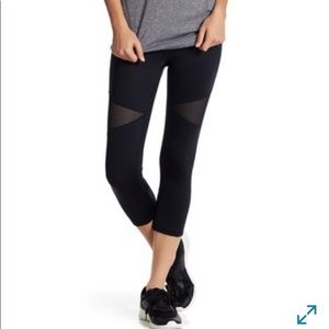 Z by Zella high waisted cropped leggings